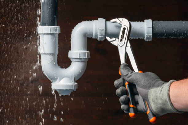 Professional Gas Line Repair technician working in Franklin Park, NJ